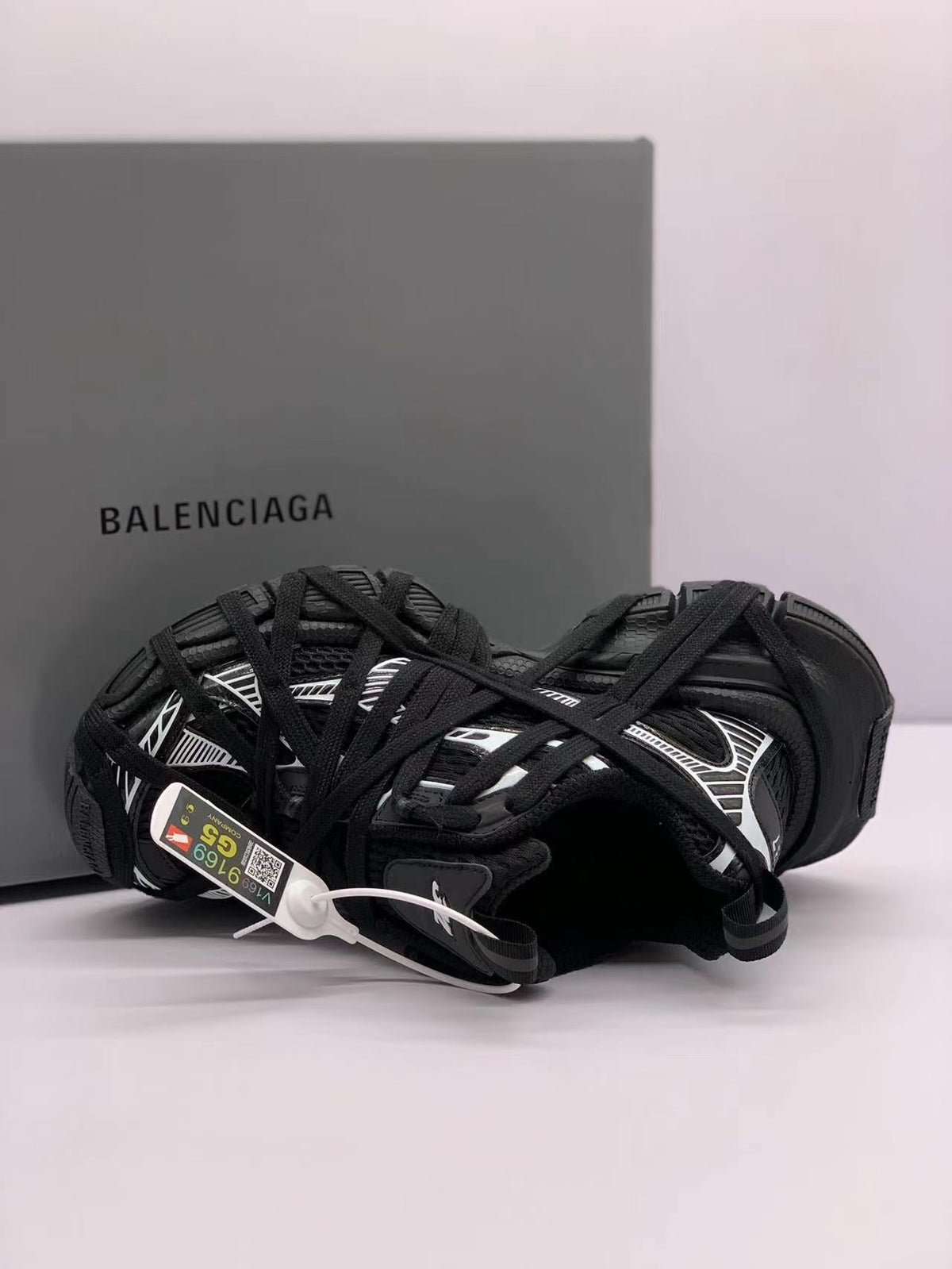 Balenciaga 3XL Sneakers Black White