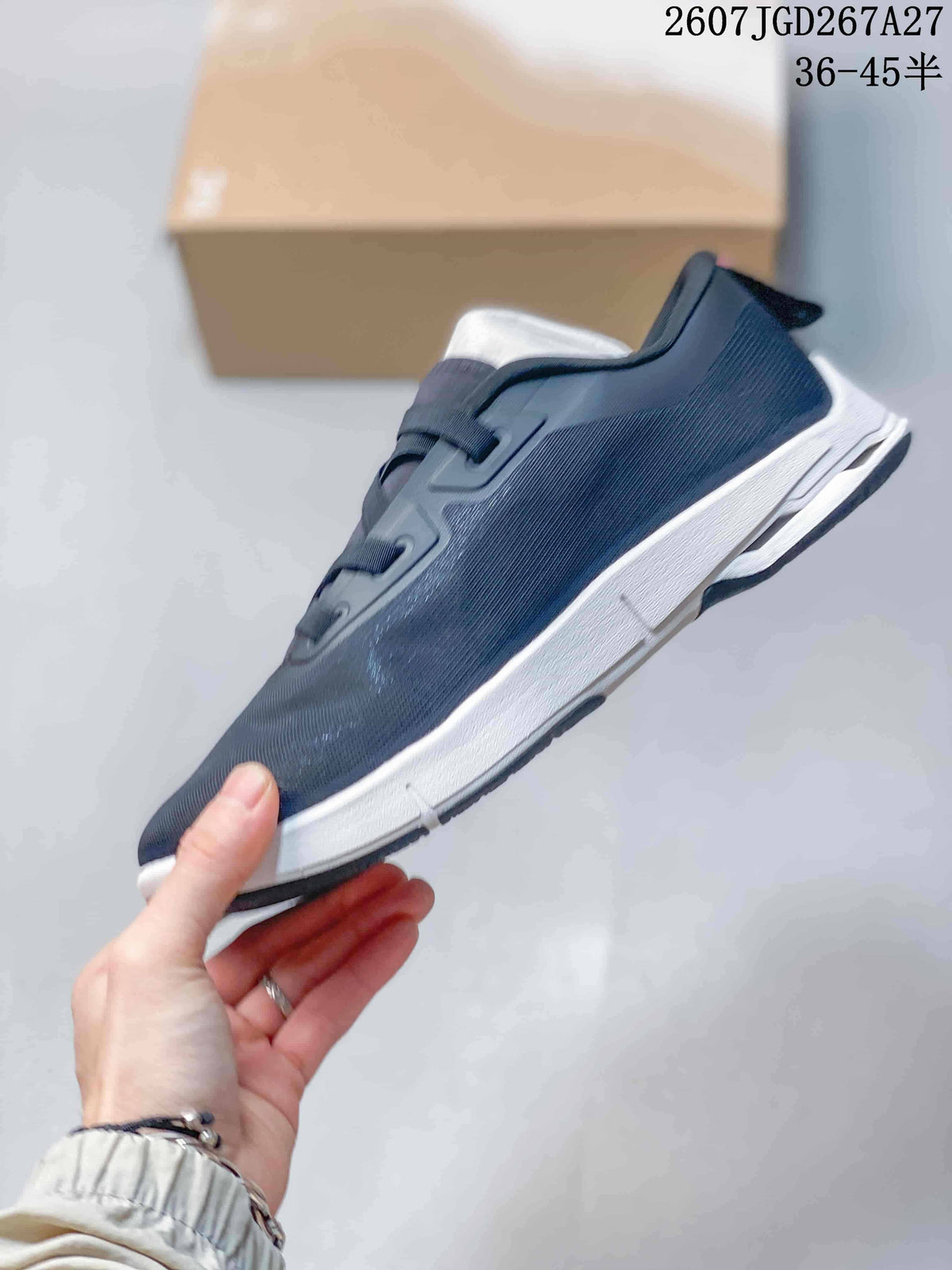 On Cloudnova Moon Low-Top Casual Sneakers
