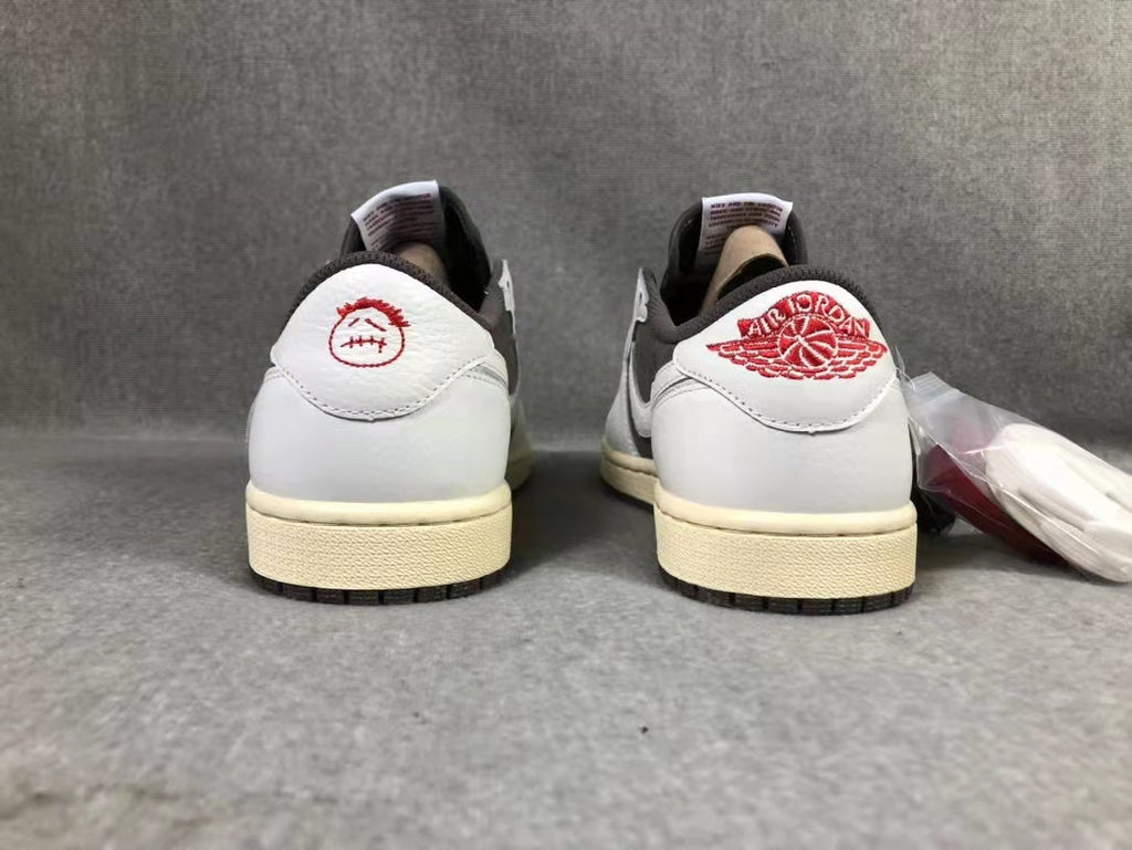 Travis Scott x Air Jordan 1 Low Sneakers White Brown