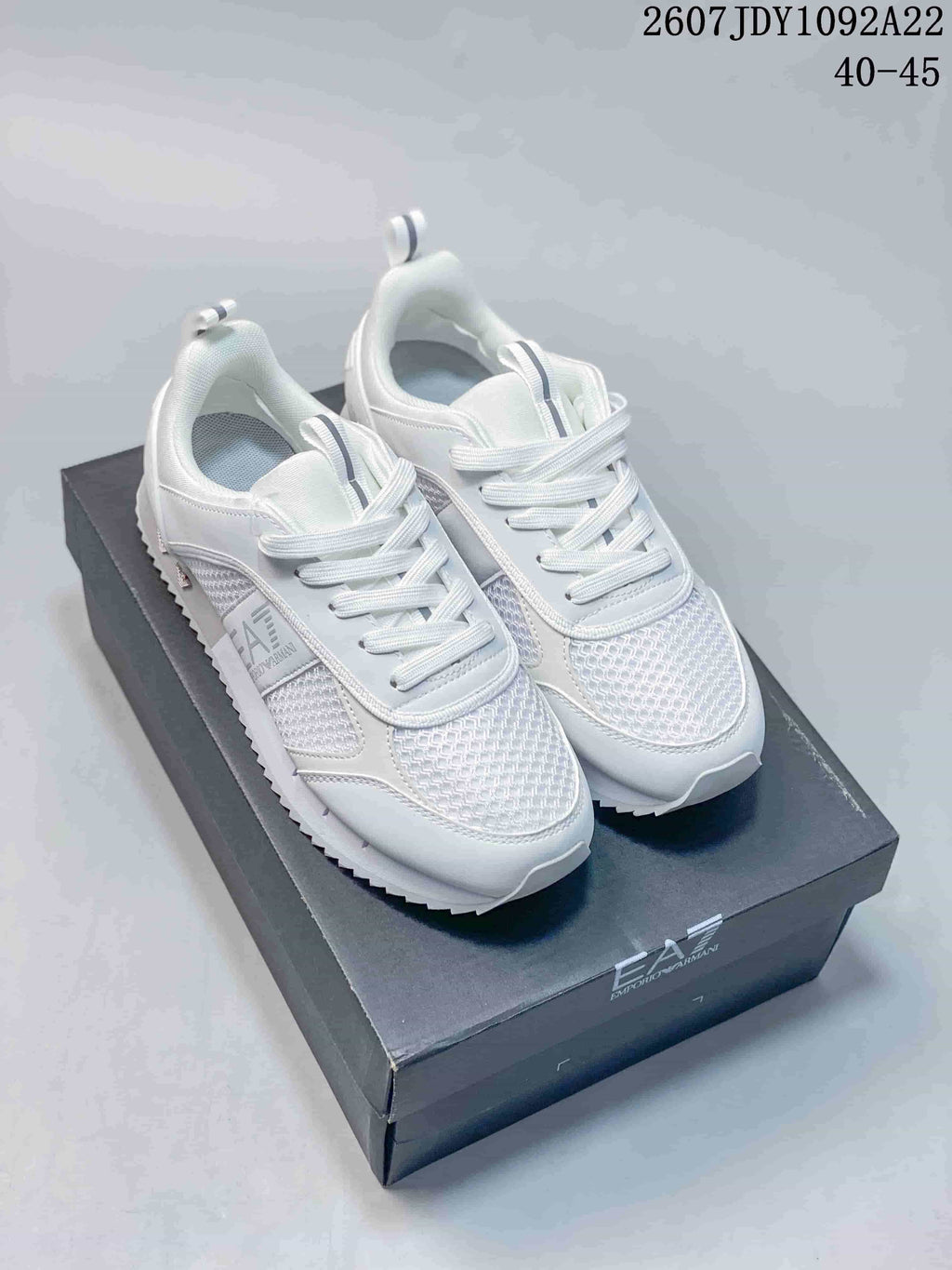 Emporio Armani EA7 Low-Top Sneakers White 712025EWO