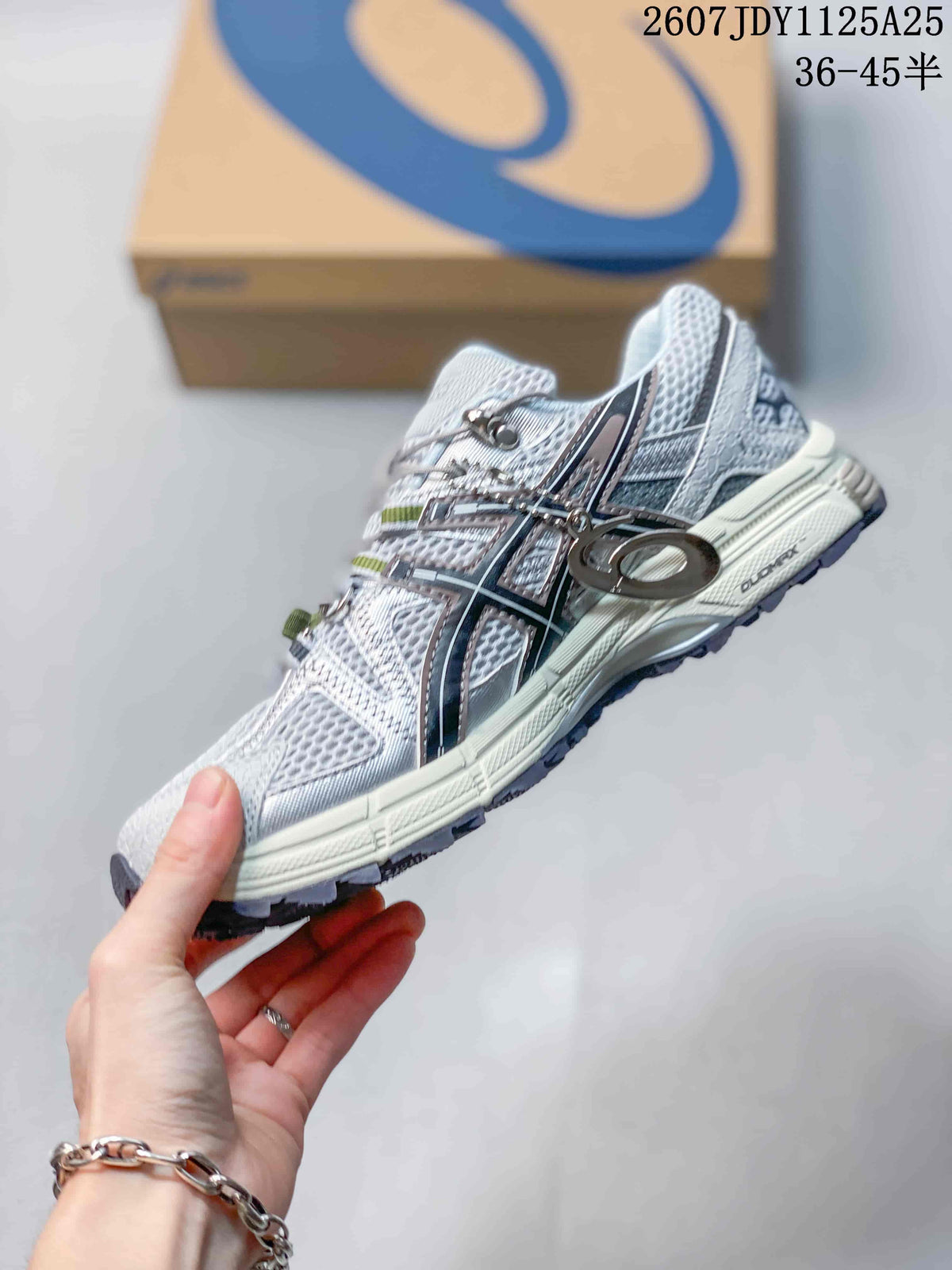 ASICS Gel-Kahana 8 FL Trail Sneakers White Grey 1125A25