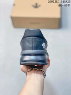 DESCENTE SHIELD Mantrix Black Mesh Running Sneakers