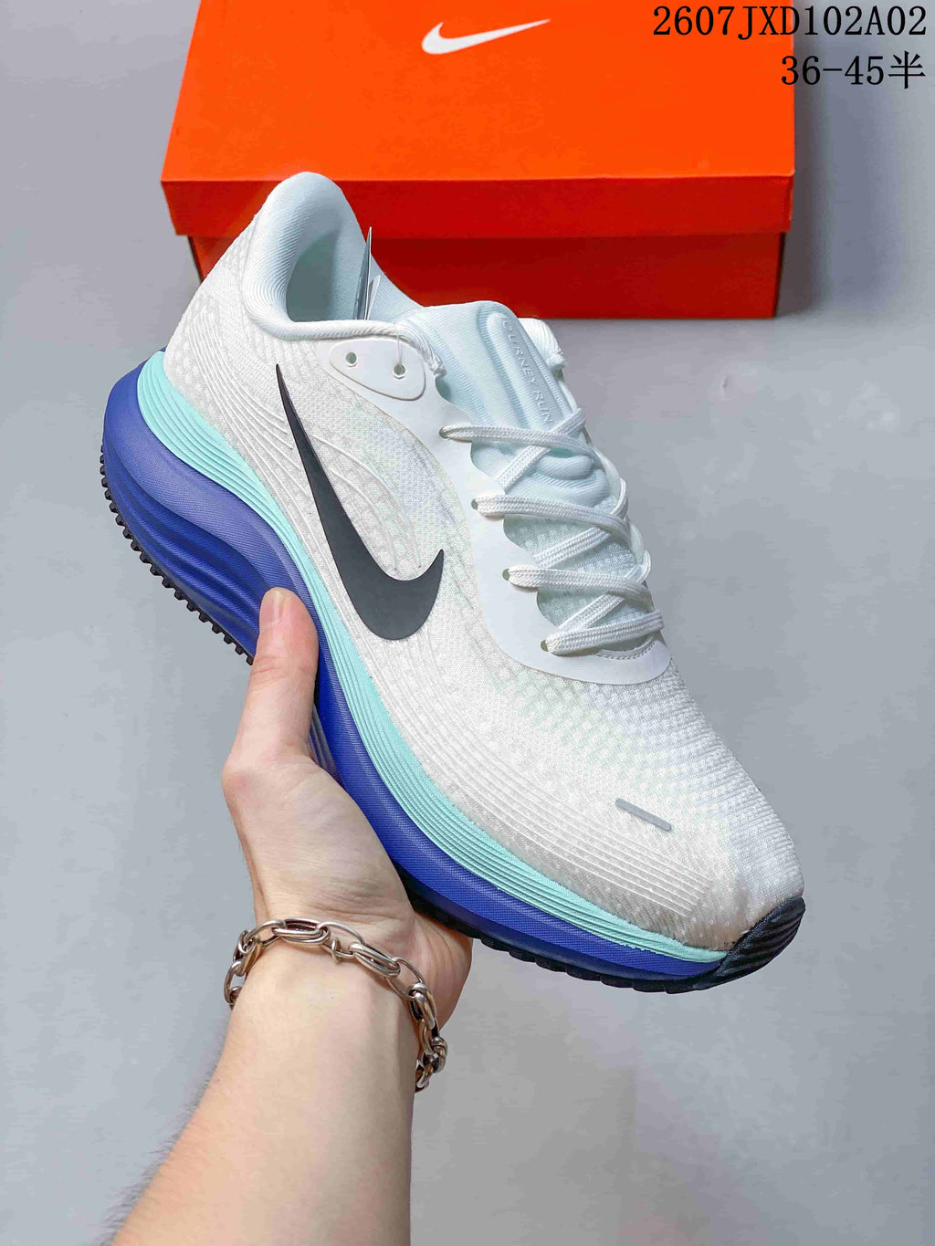 Nike Vomero Running Shoes White Blue