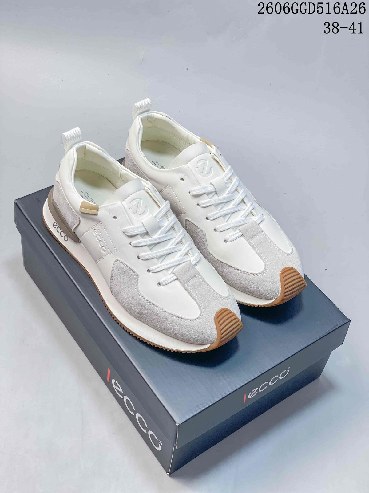 ECCO Men’s White and Gray Lace-Up Sneakers