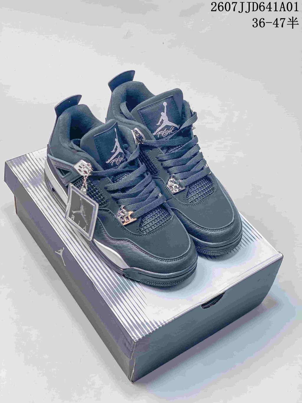 Jordan Air Jordan 4 Black Silver Women's Sneakers 07JJD641A01