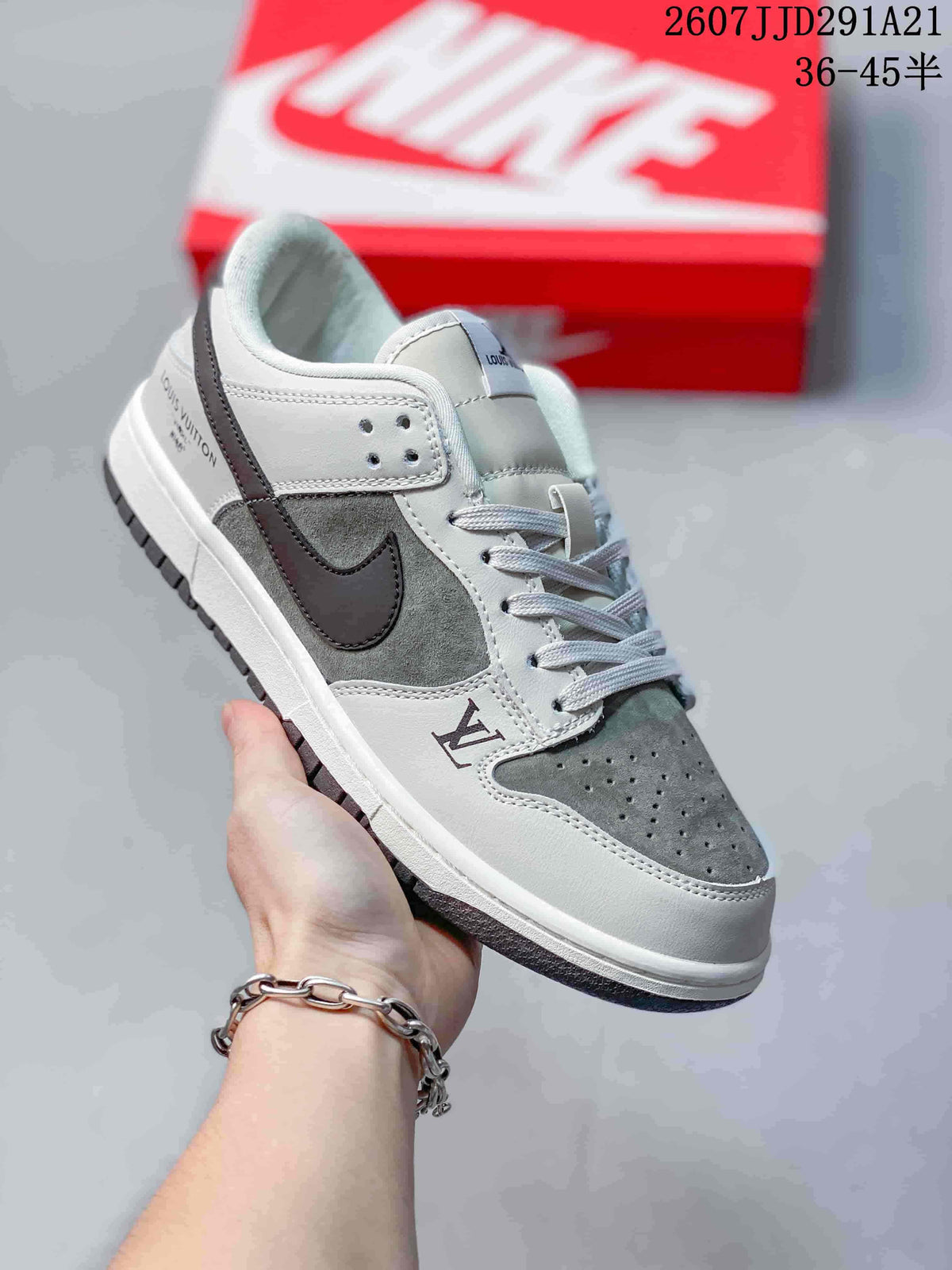 Nike SB Dunk Low Pro Sneakers White Grey 2607JJD291A21