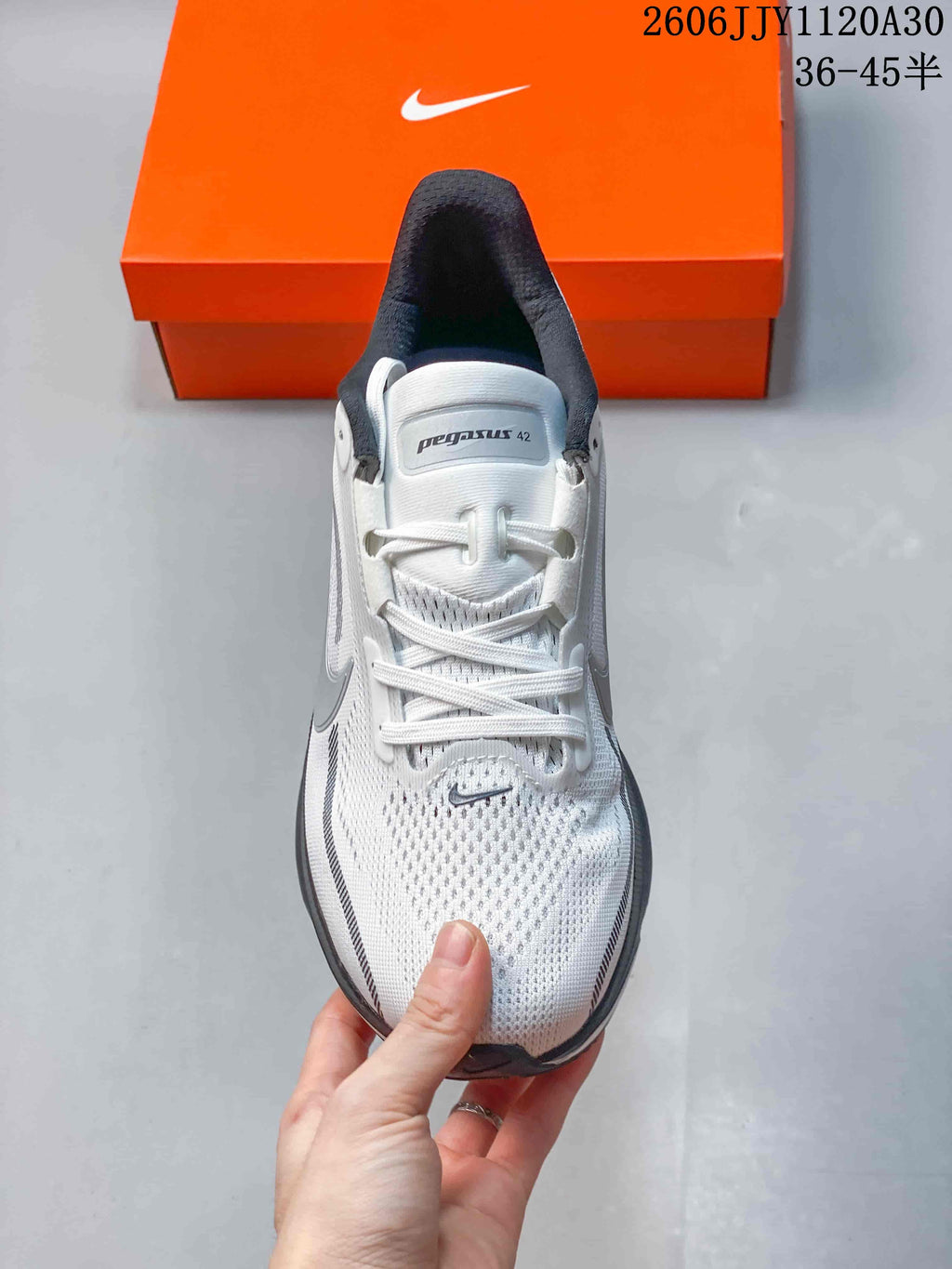Nike Air Zoom Pegasus 42 Running Shoes White II7210-100