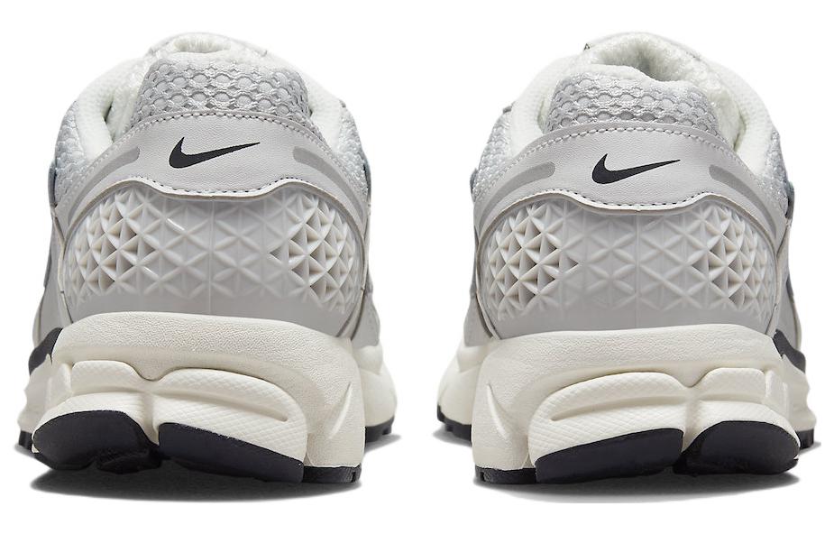 Nike Air Zoom Vomero 5 ' Dust Metallic Silver' 「Women」