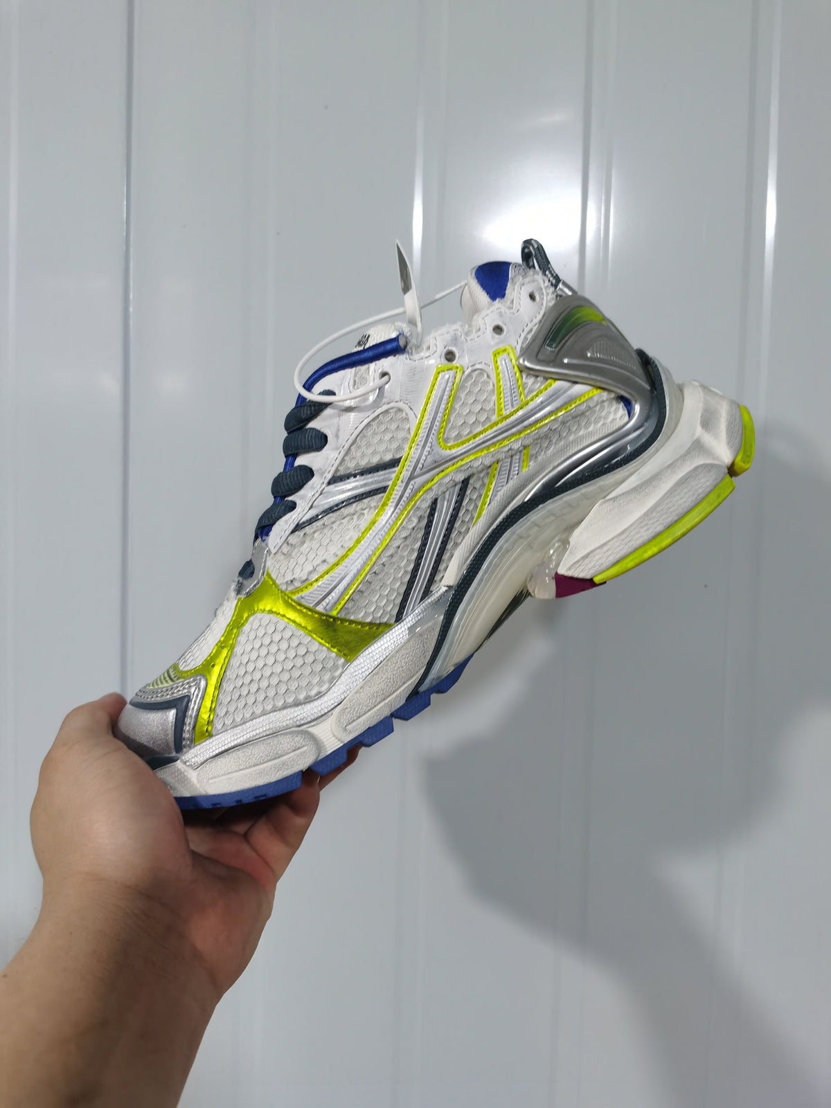 Nike Runner Sneakers White Yellow Blue