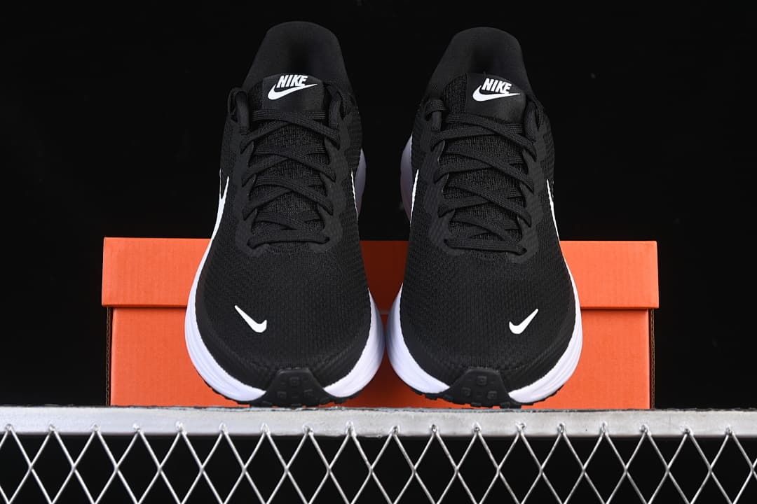 Nike Revolution 8 Running Shoes Black White HJ9198-003