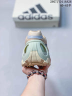adidas OZWEEGO Wonder Runner Sneakers Beige Mint