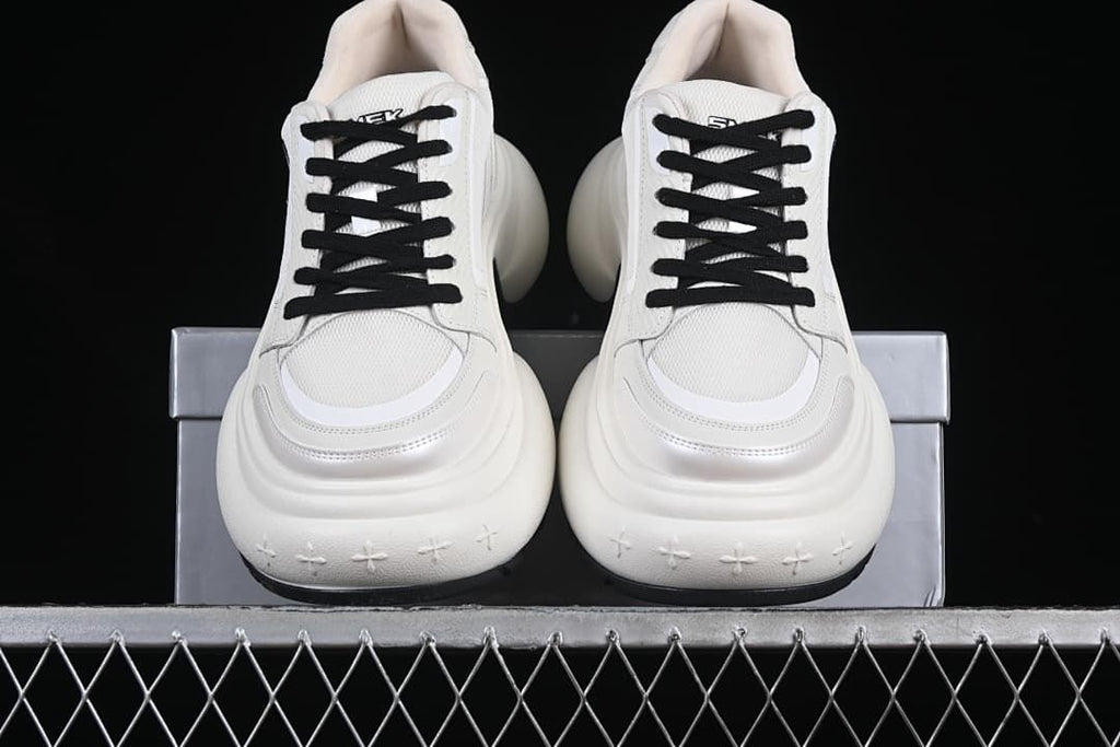 SMFK Future Ripple Low-Top Sneakers in White