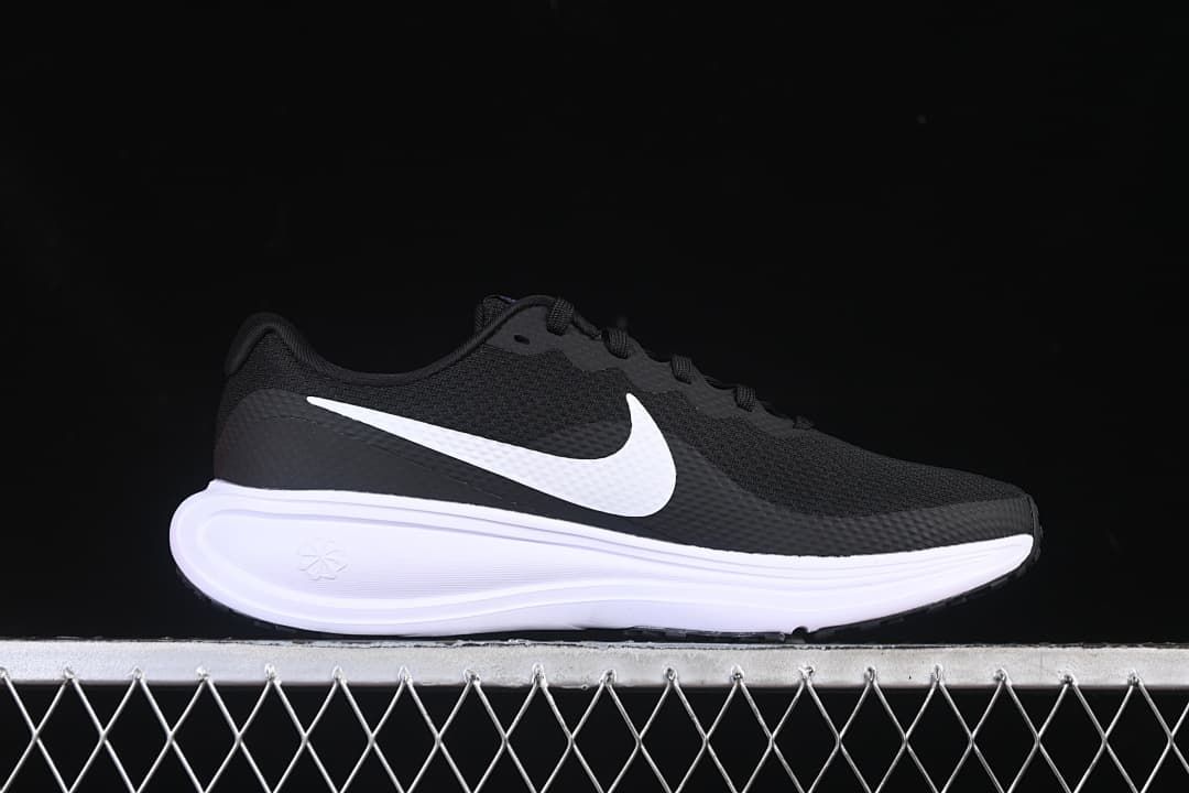 Nike Revolution 8 Running Shoes Black White HJ9198-003