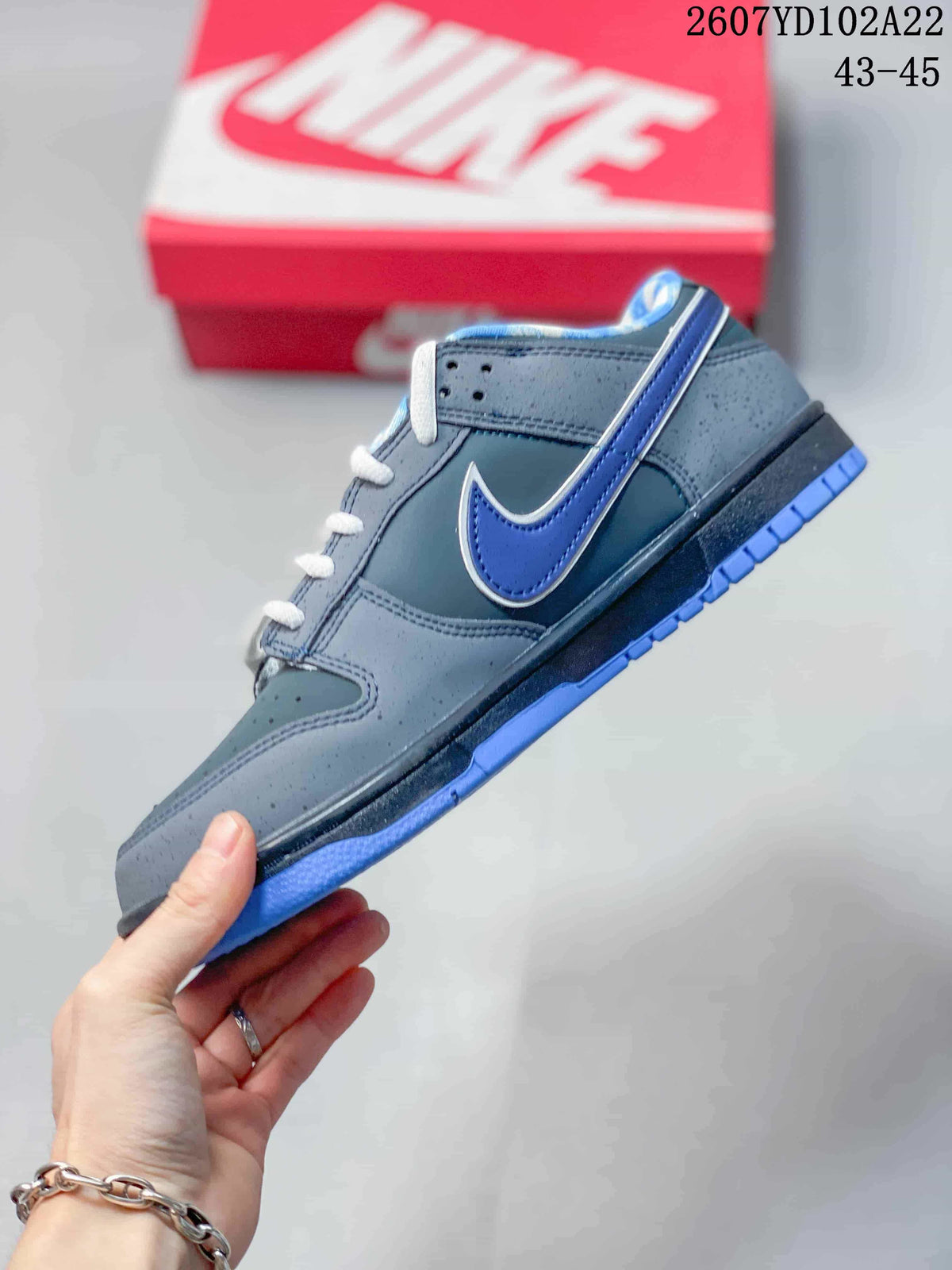 Nike SB Dunk Low Pro Sneakers Grey Blue 2607YD102A22