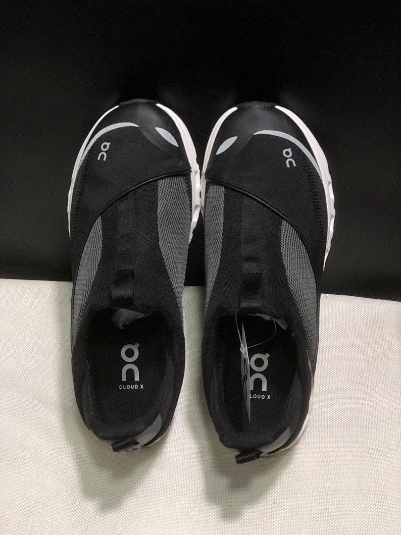 On Cloud X 4 Coast Black and White Sneakers