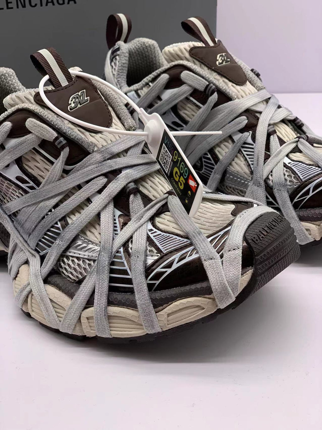 Balenciaga 3XL Sneakers Brown
