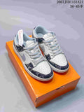 Nike Dunk Low Retro x IP Sneakers White Grey Navy