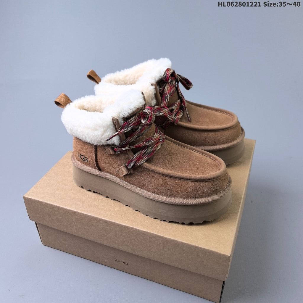 UGG Classic Mini II Lace-Up Platform Boots