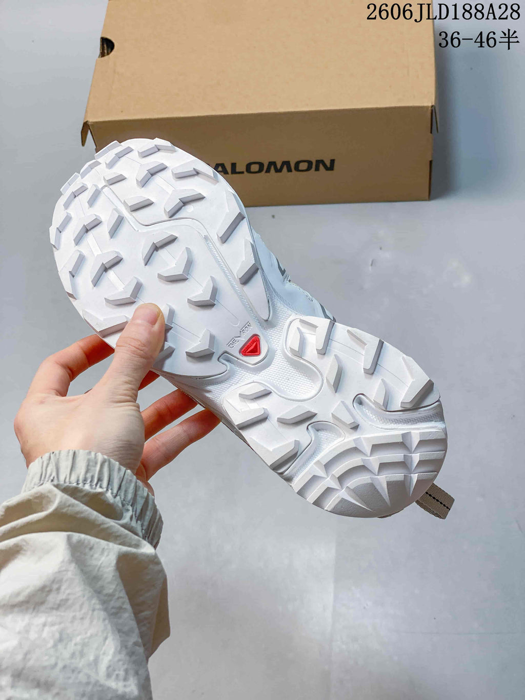 Salomon XT-6 Expanse Trail Running Shoes White Grey
