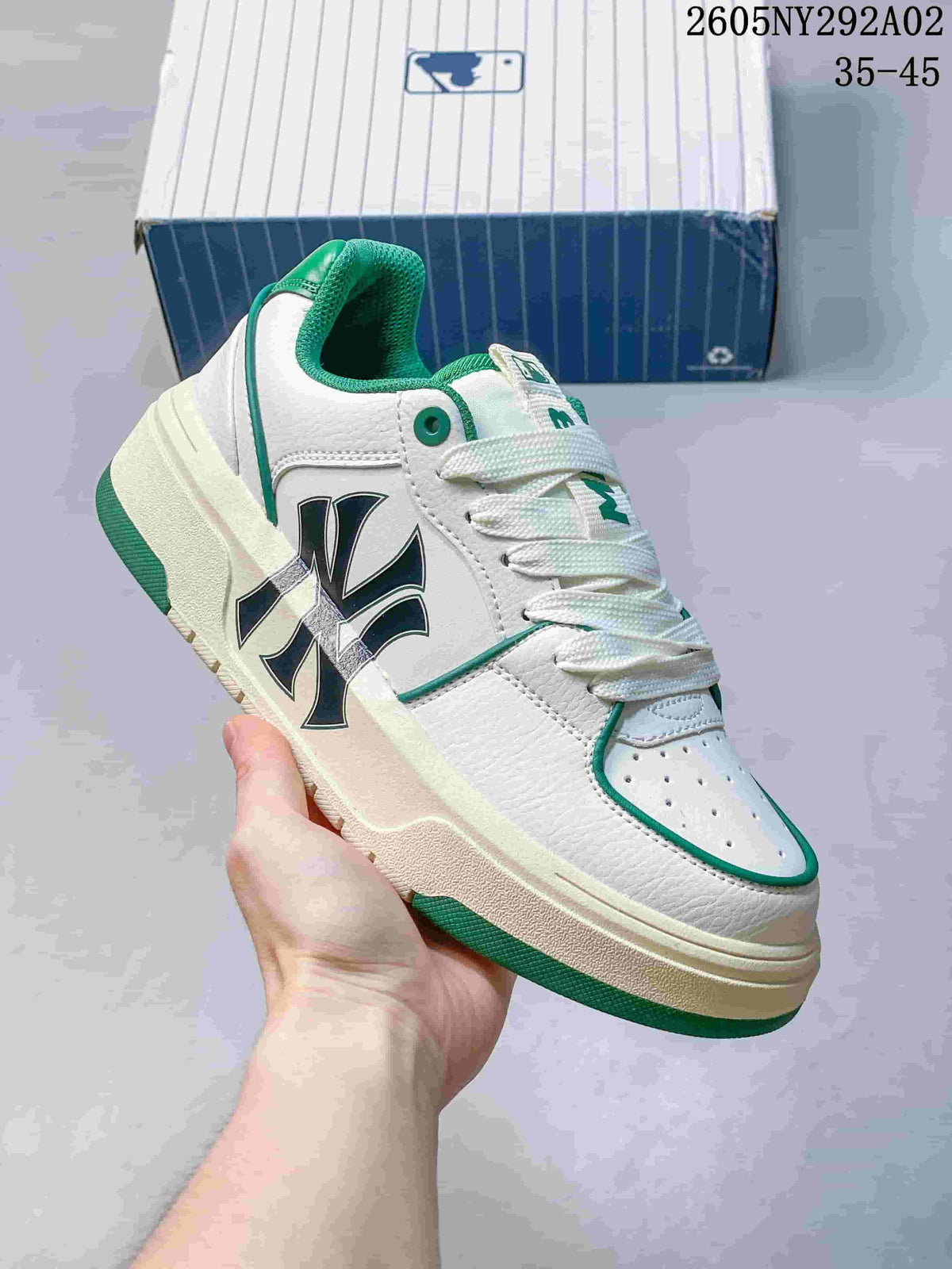 MLB Chunky Liner Low-Top Sneakers in White