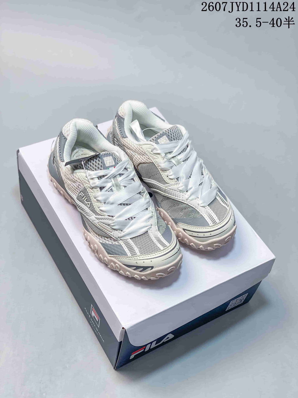 FILA Fusion Echappe 2 Women's Gray and White Sneakers