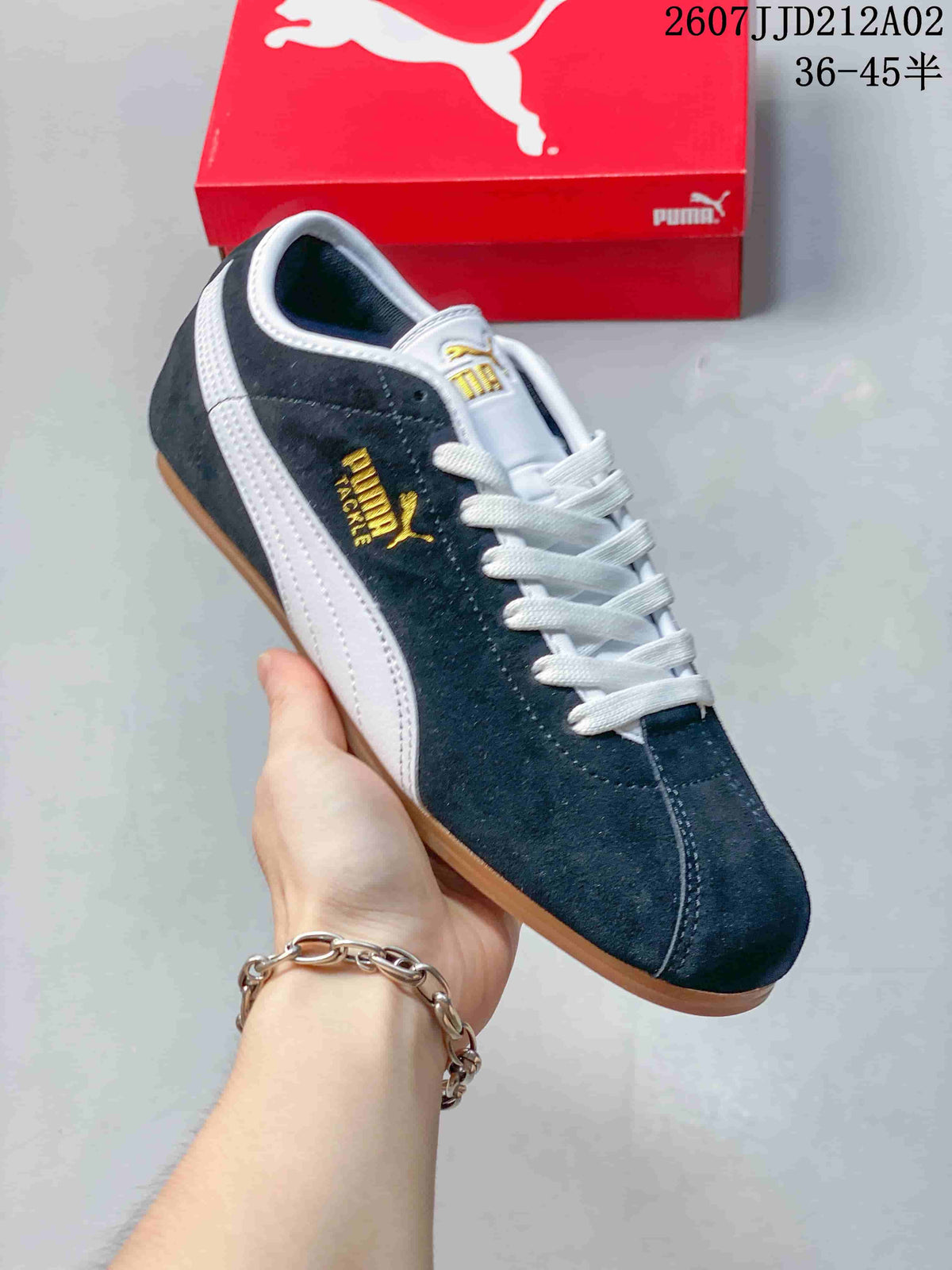 PUMA Tackle Retro Low-Top Sneakers Navy White 404456-02