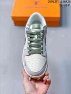 Nike SB Dunk Low Pro White Green Sneakers