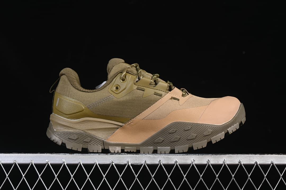 The North Face Summit Offtrail Gore-Tex Hiking Shoes Olive Green
