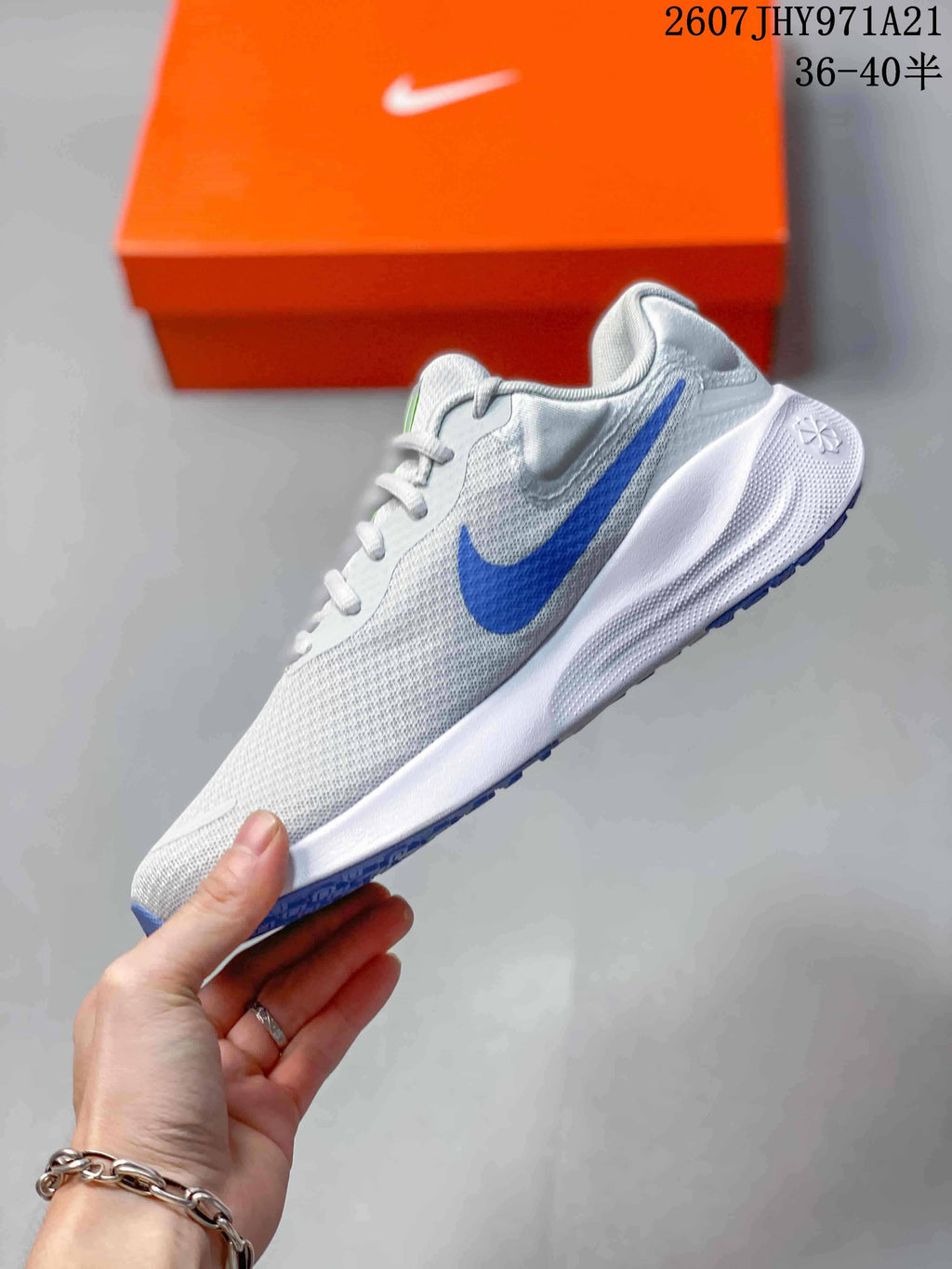 Nike Vomero 18 Running Shoes White Blue 2607JHY971A21