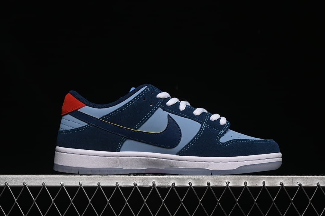 Nike SB Dunk Low Pro Blue Sneaker DX5549-400