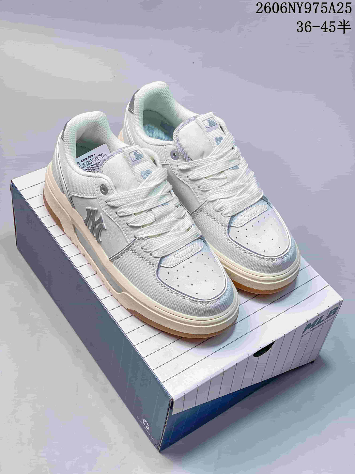 MLB Chunky Liner White Platform Low-Top Sneakers
