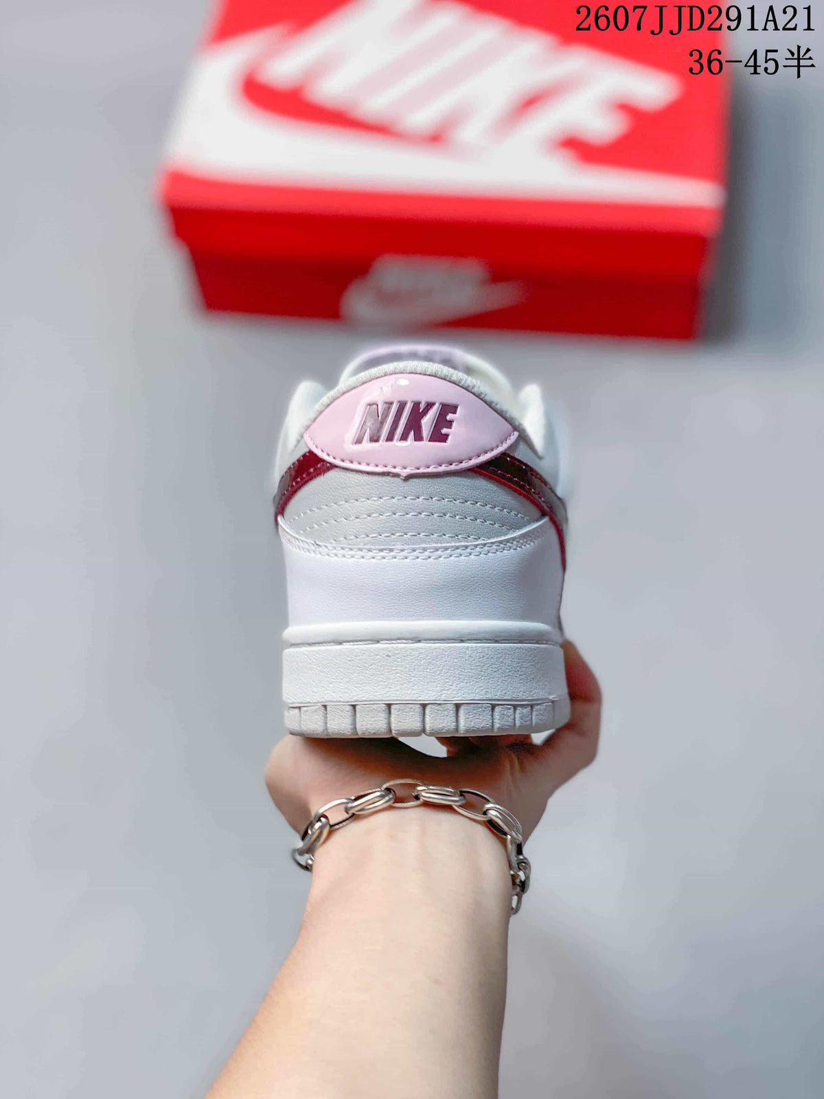 Nike SB Dunk Low Pro Sneakers White Red 2607JJD291A21