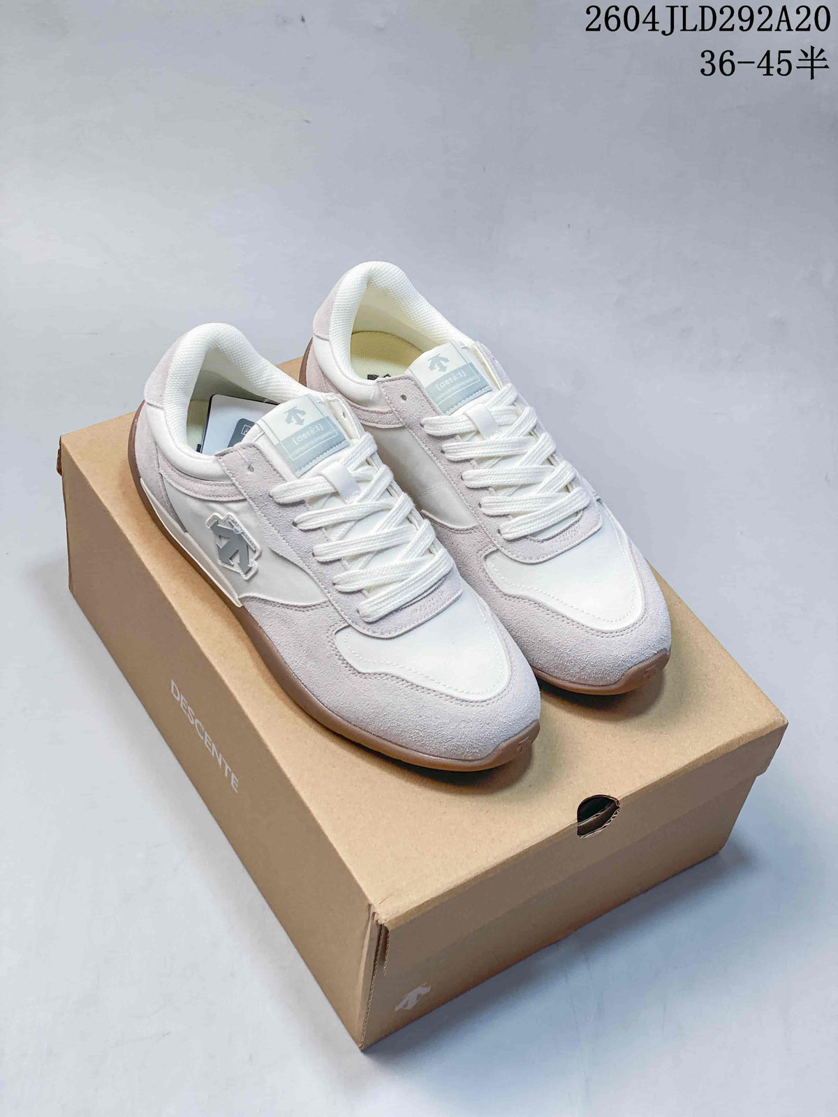 DESCENTE Chron Tempo Slim Retro Low-Top Sneakers, Off-White