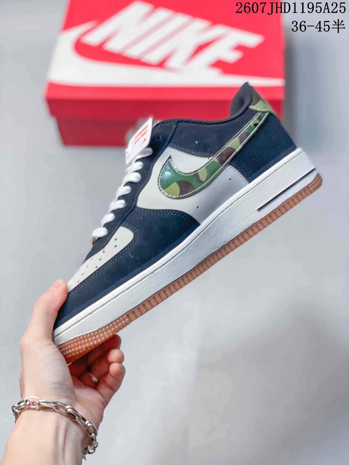 Nike Air Force 1 '07 Low Sneakers Navy White Camo
