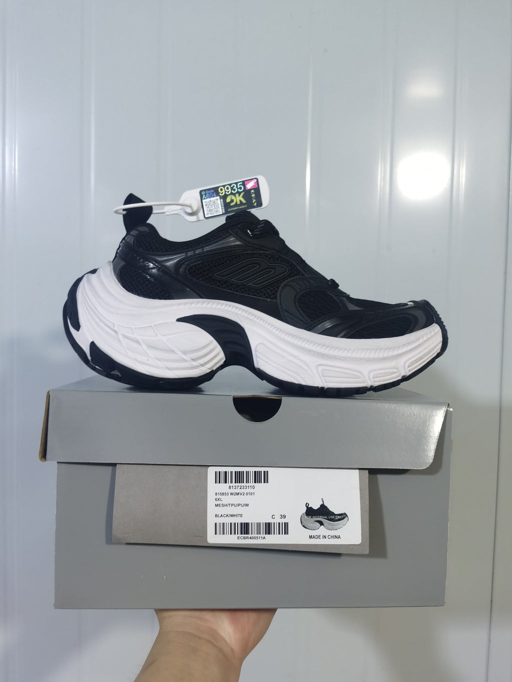 Skechers 0101 Black and White Sneakers