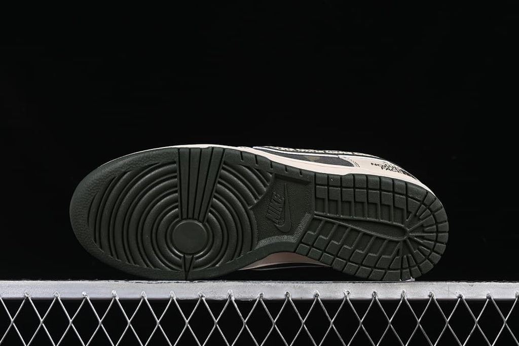 Nike SB Dunk Low The North Face CDG Sneaker DM6868-015