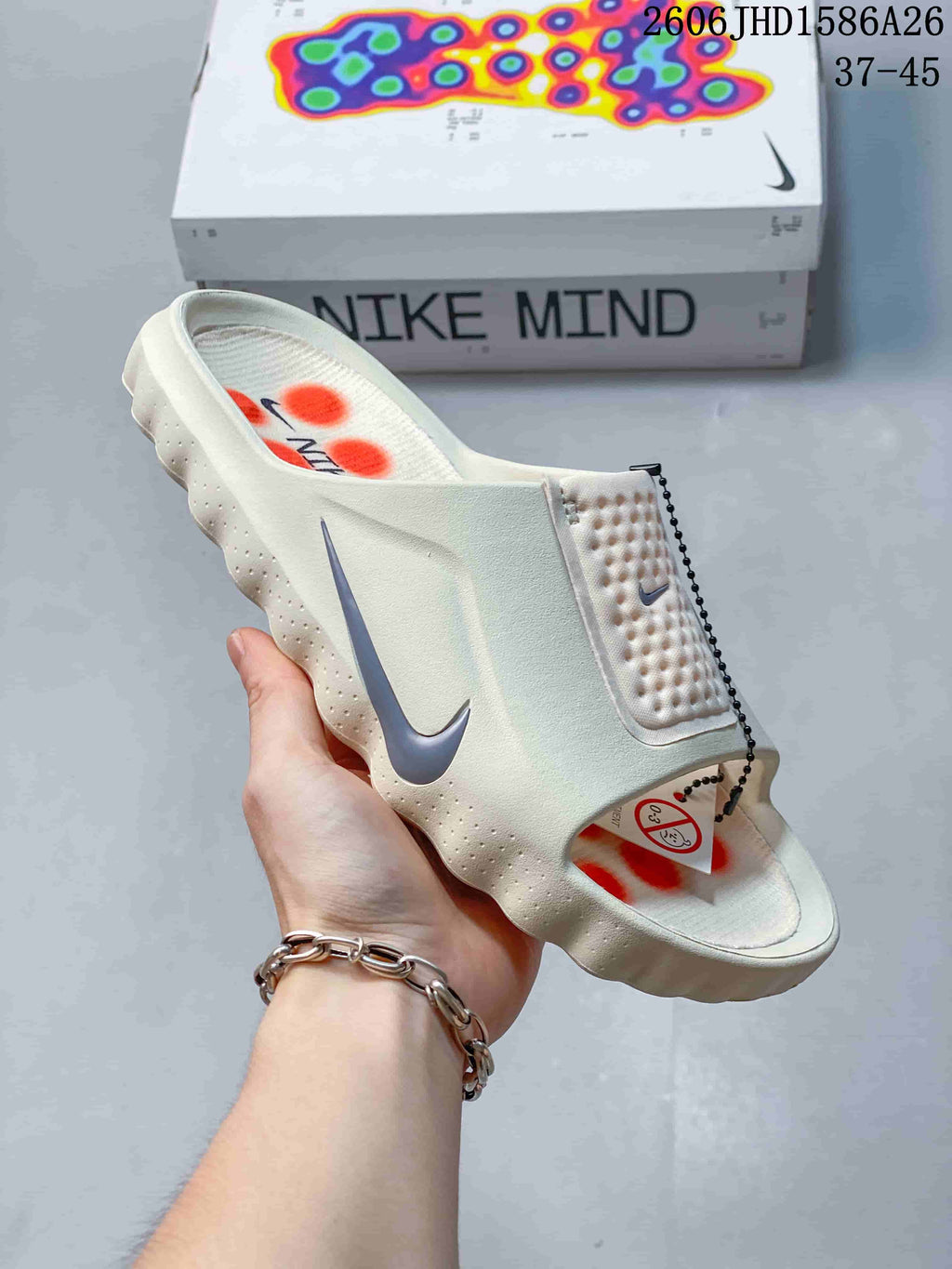 Nike Mind 001 Slide Sandals in Light Cream