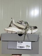 0185 White and Gold Sneakers