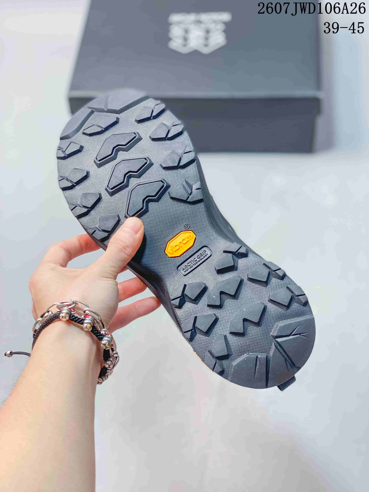 KOLON SPORT MA APPROACH VENTI Hiking Shoes Dark Gray 712660TOI