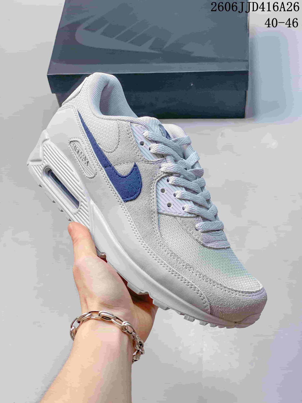 Nike Air Max 90 Retro Sneakers