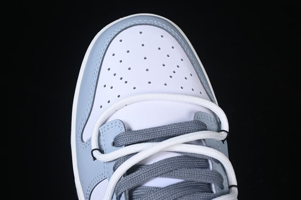 Nike SB Dunk Low PeaceBird Blue Grey Sneakers