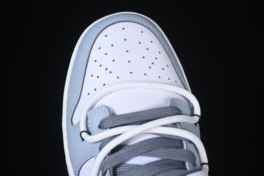 Nike SB Dunk Low PeaceBird Blue Grey Sneakers