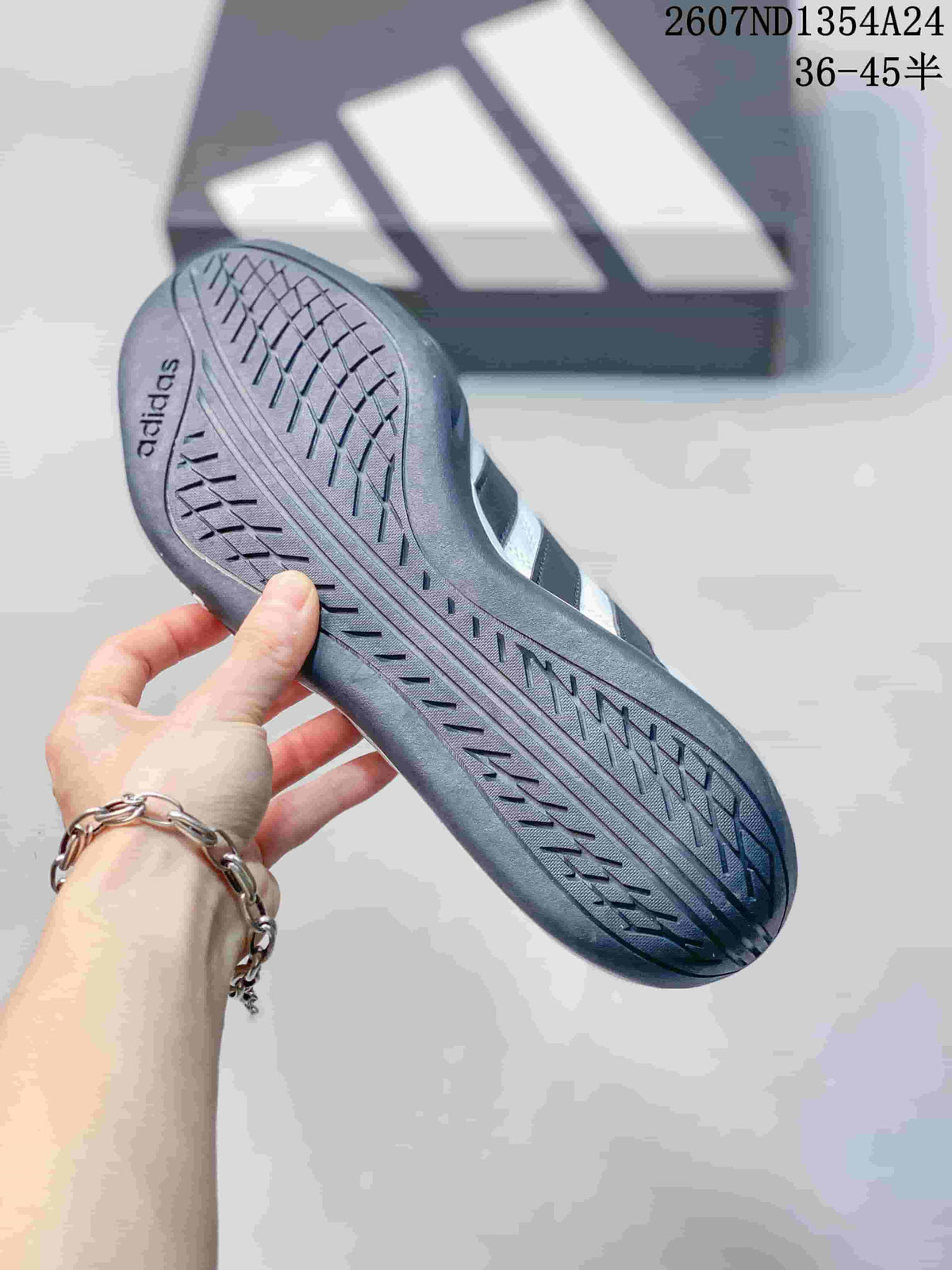 adidas Adipista White Black Low-Top Casual Sneakers