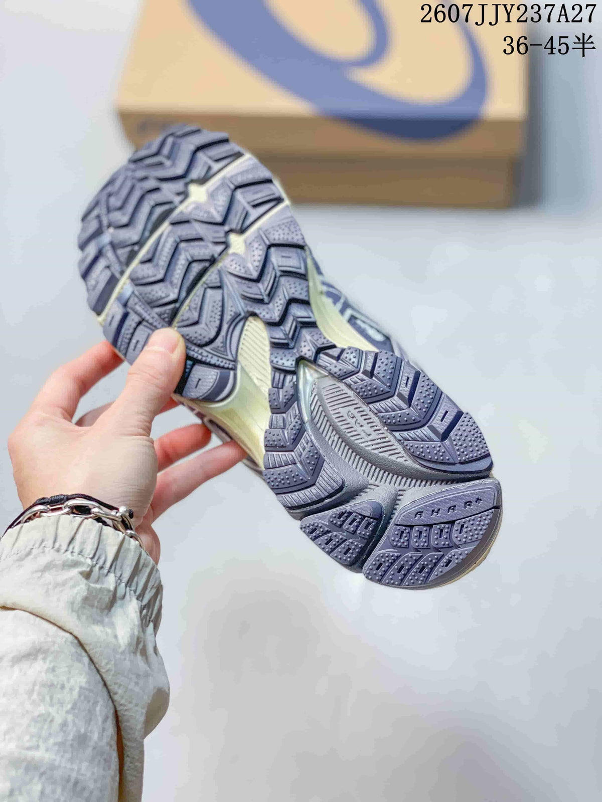 ASICS Gel-Kahana 8 FL Sneakers White Gray 1012A978-300