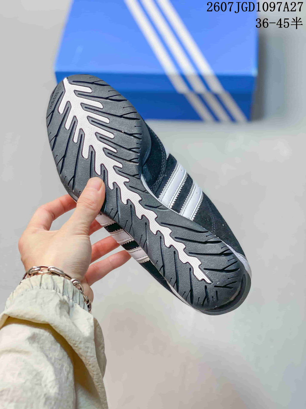 Adidas Originals Superstar Low-Top Sneakers Black White IH4211