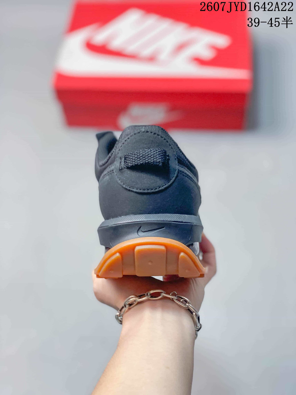 Nike Air Max Pre-Day Black Low-Top Sneakers
