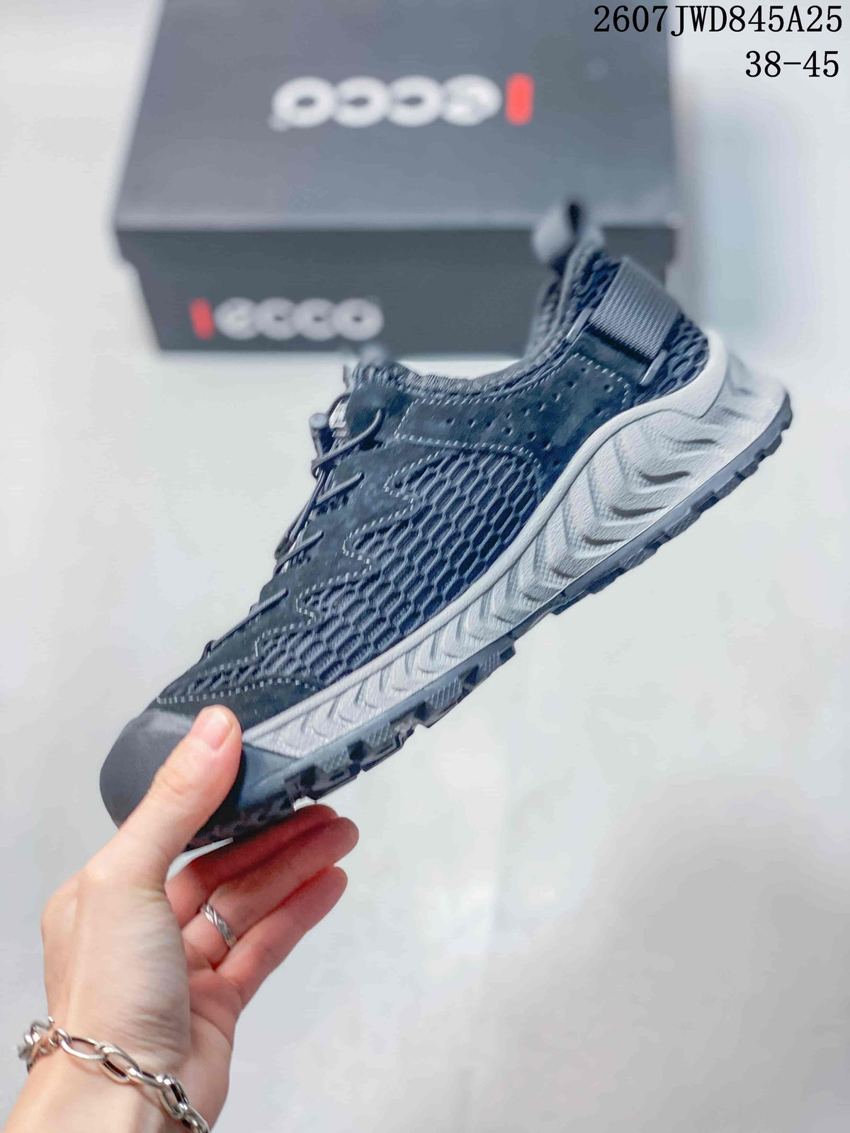 ECCO Men's Mesh Hiking Sneakers Dark Navy 2607JWD845A25