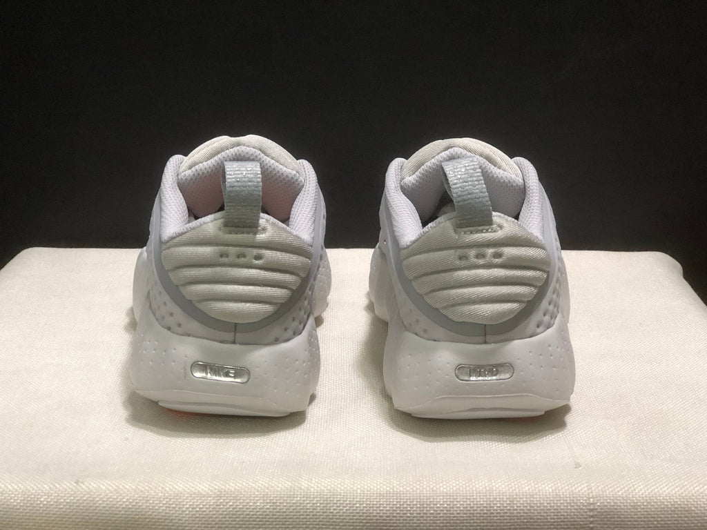 Nike Mind 002 White Textured Training Sneakers