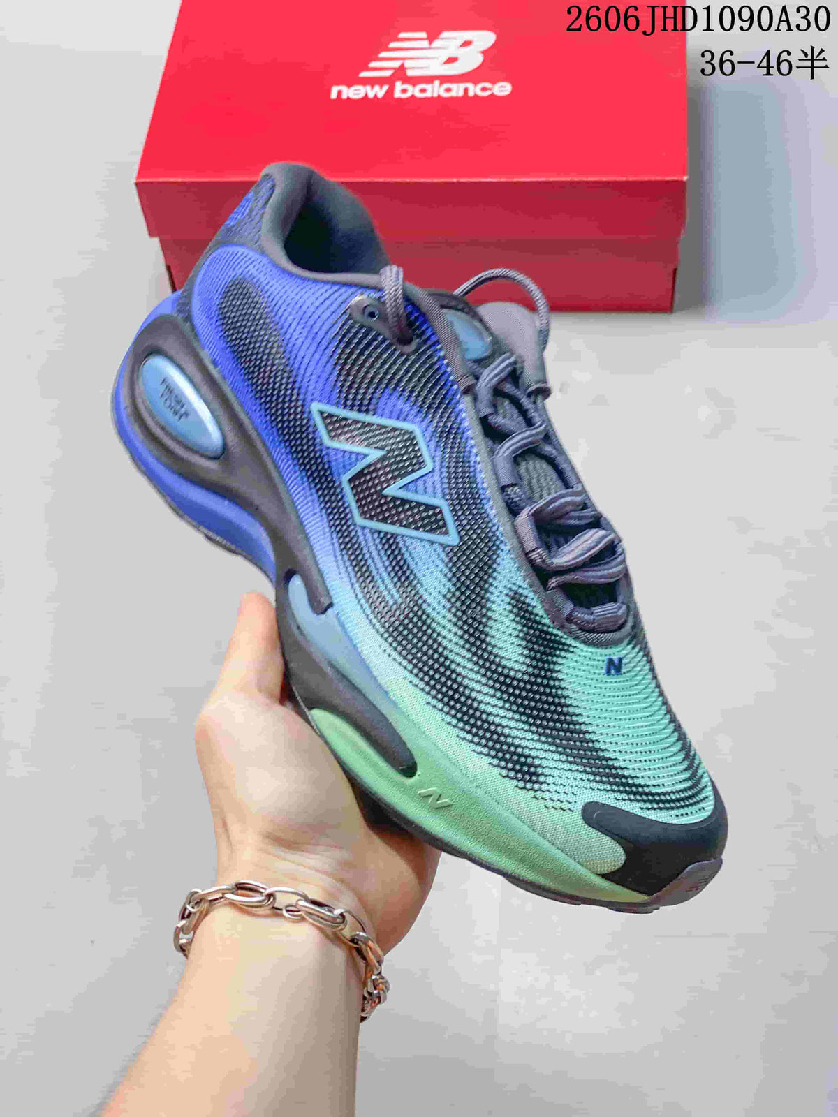 New Balance AC Runner MACR137E Mesh Running Shoes