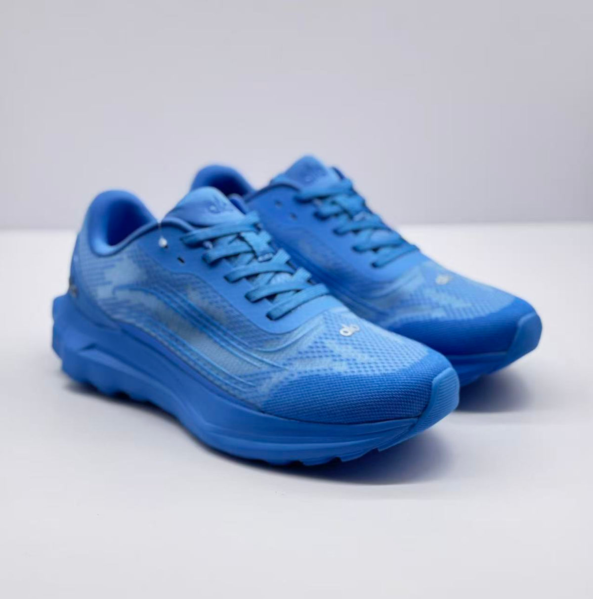 Alo Runner Sneakers Blue